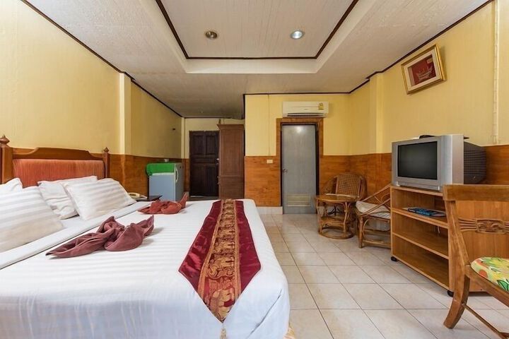 Room 30 of 75