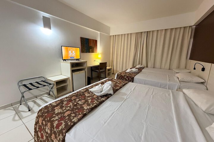 Room 17 of 39