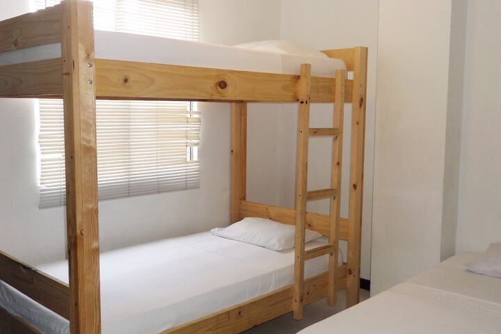 Room 6 of 70