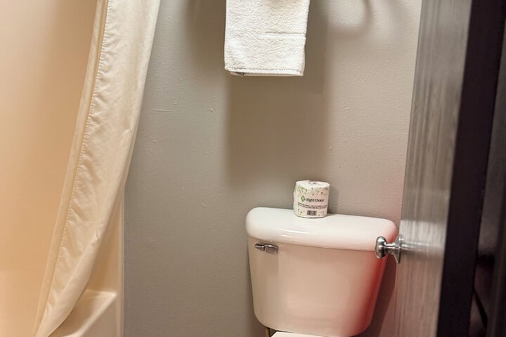 Room 62 of 90