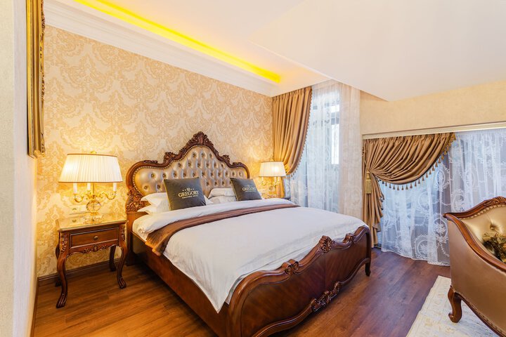 Room 15 of 54