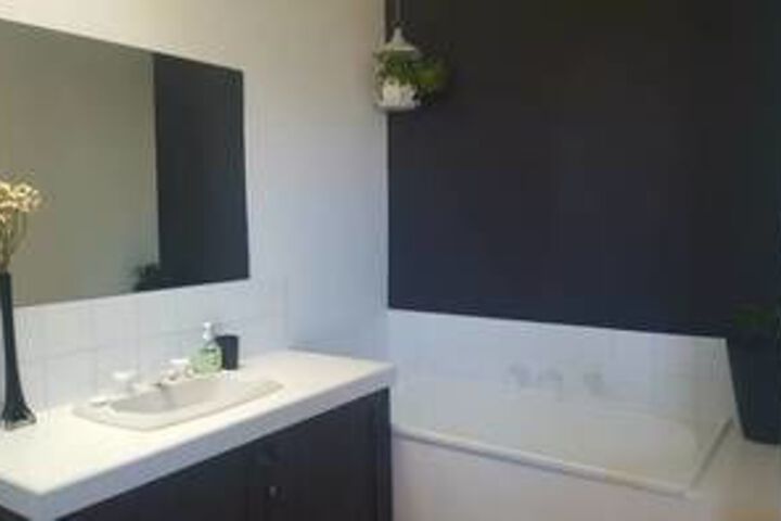 Room 8 of 89