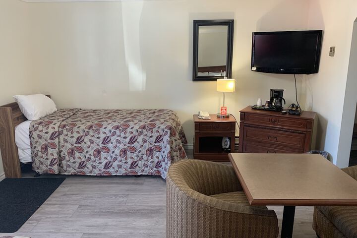Room 8 of 45