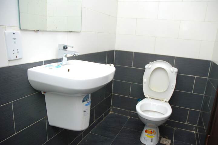 Clean Restrooms