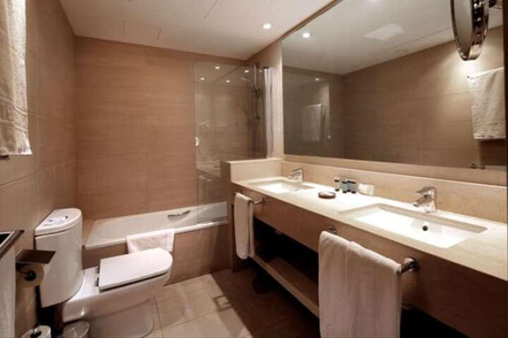 Bath Photo