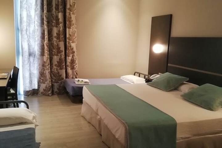 Room 16 of 93