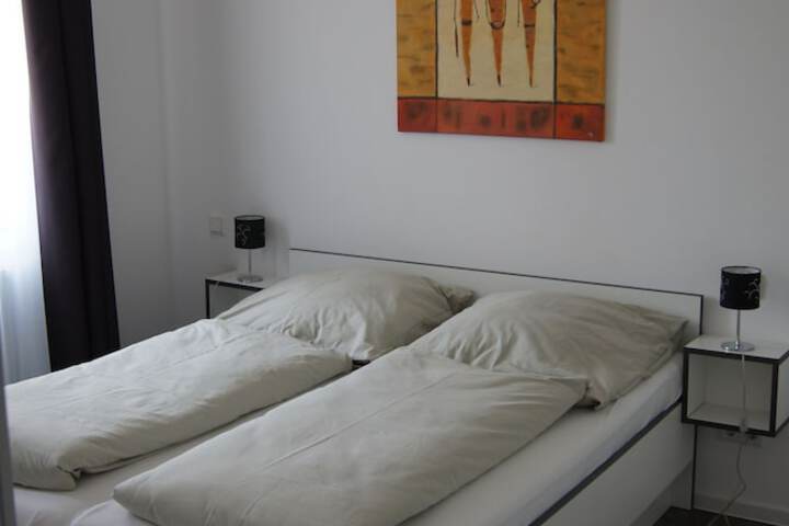 Room 3 of 20