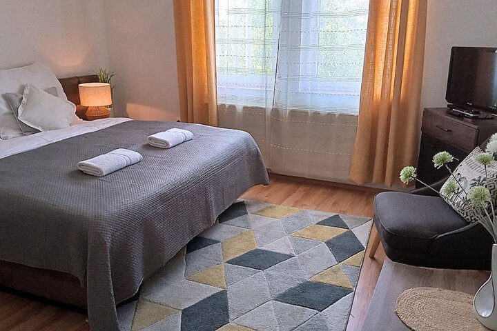 Room 11 of 71