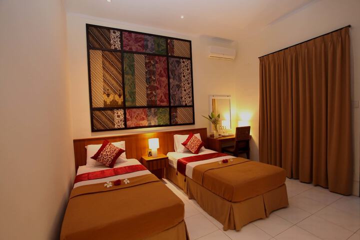 Room 4 of 51