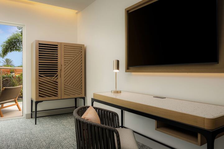 Room 15 of 63