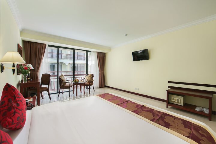 Room 12 of 95