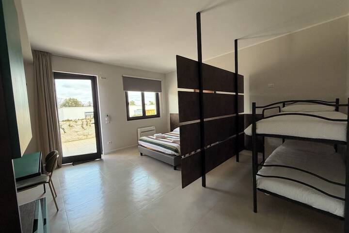 Room 30 of 68