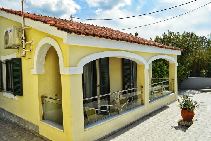 Terrace/Patio 7 of 23