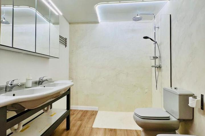 Bath Amenities
