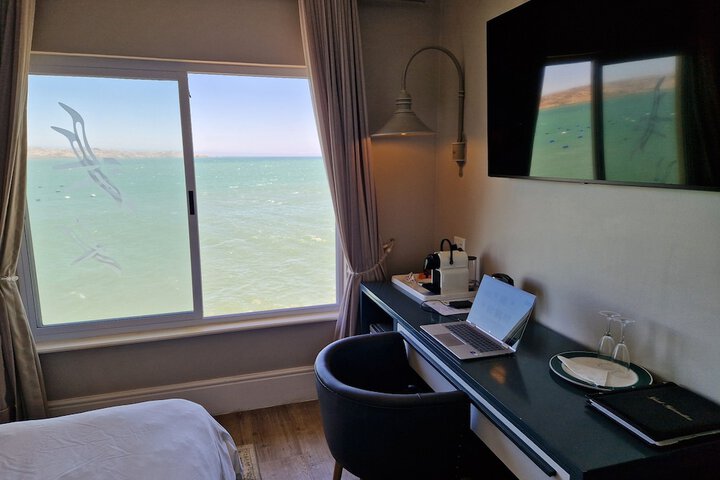 Room 31 of 106