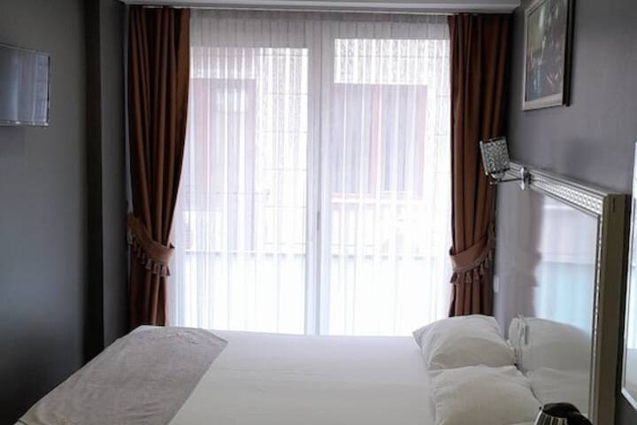 Room 25 of 75