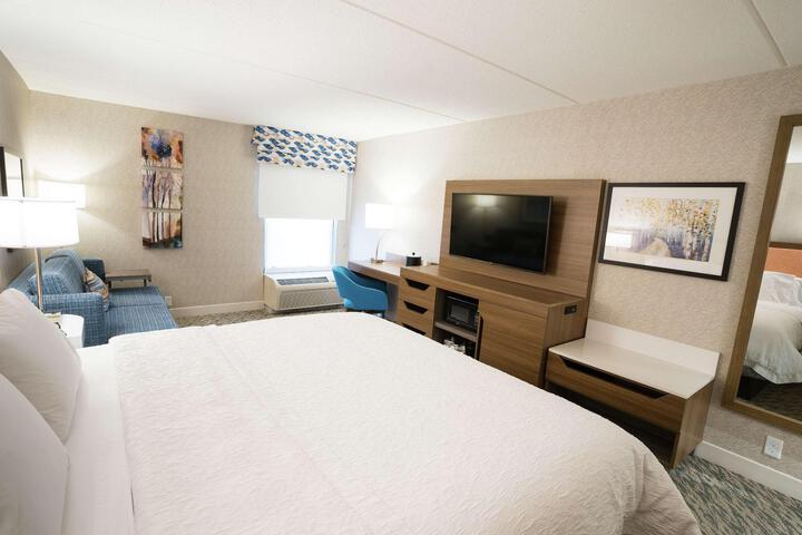 1 King Bed (17 of 24)