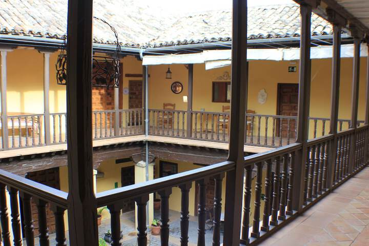 Hotel Exterior 66 of 80