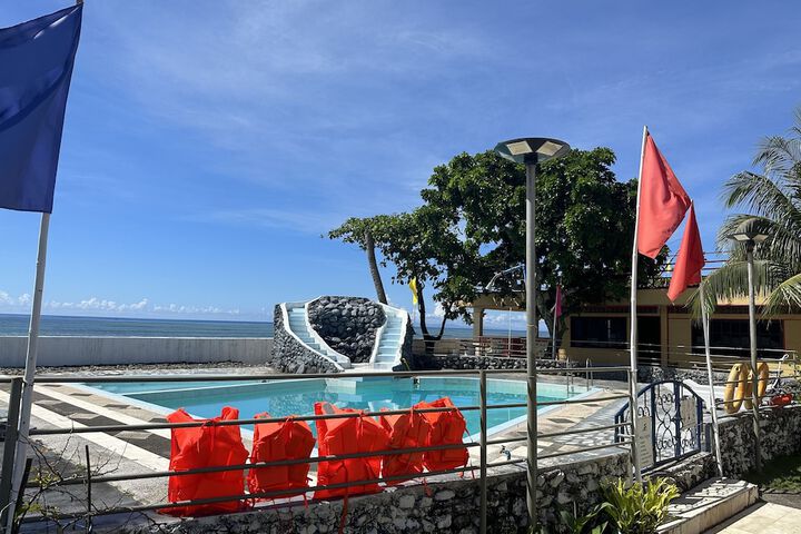 Pool 49 of 78