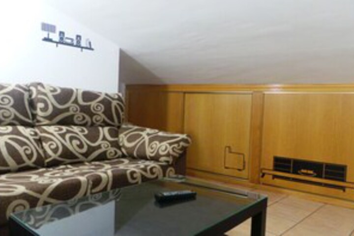 Room 5 of 26