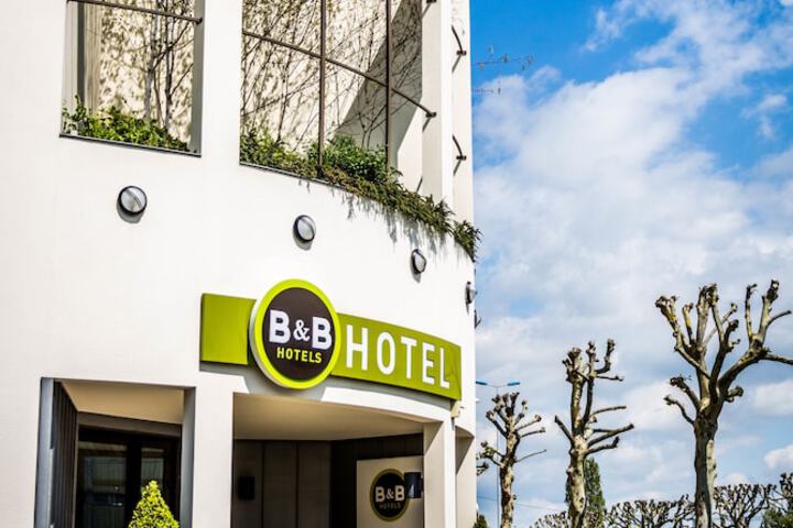 Hotel 64 of 64