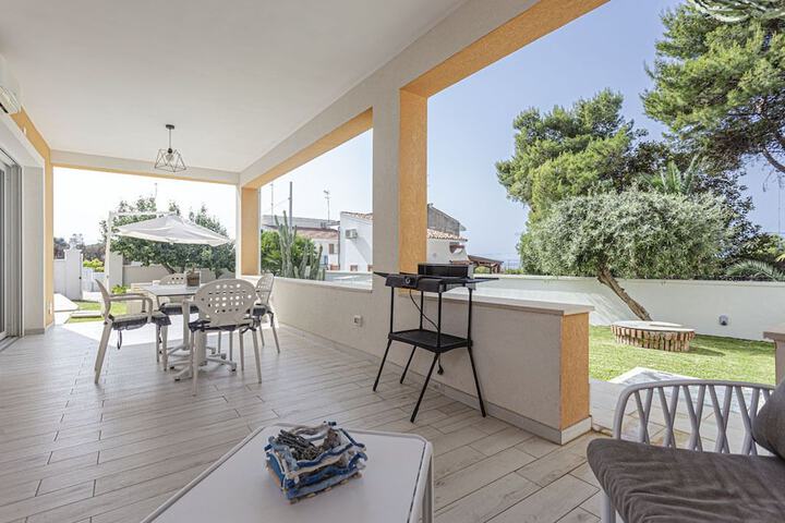 Terrace/Patio 100 of 194