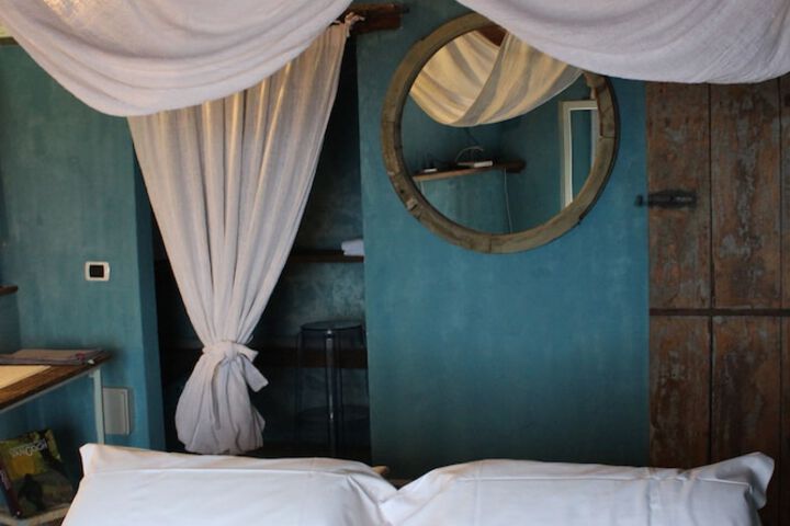 Room 17 of 52