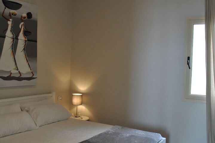Room 28 of 39