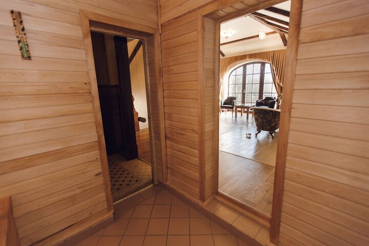 Room 47 of 128
