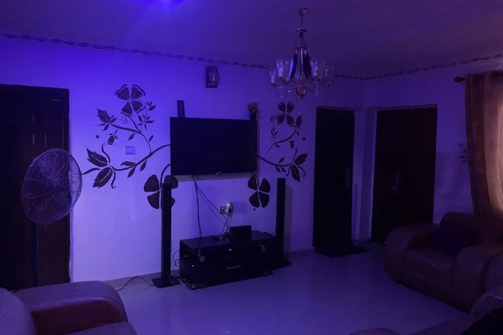 Room 3 of 12