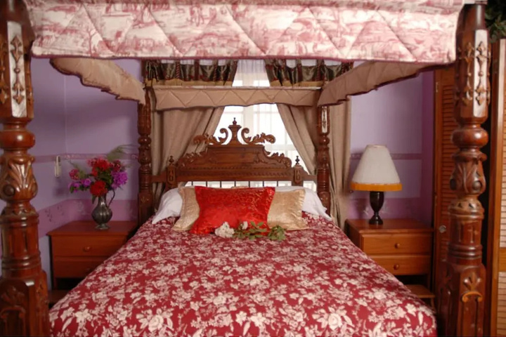 Room 2 of 14