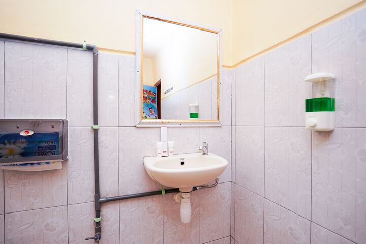 Room 15 of 26