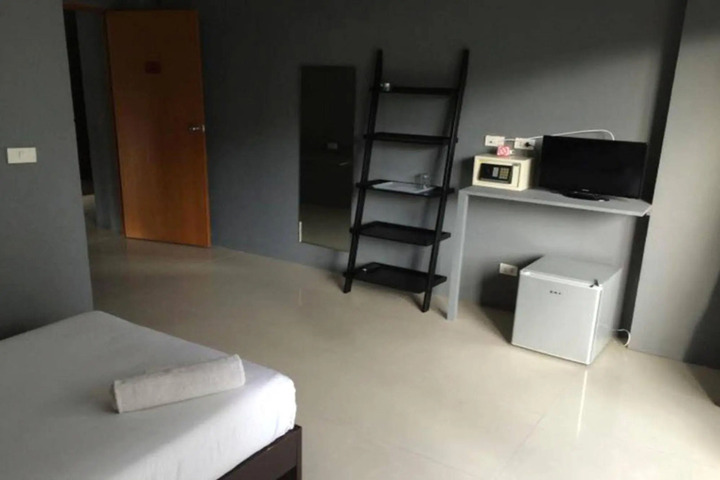 Photo 11