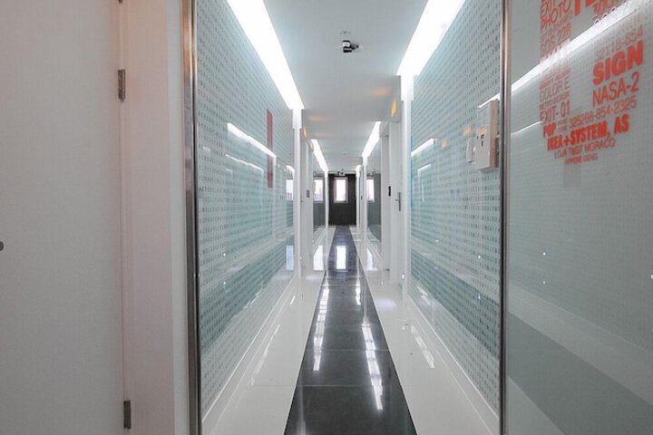 Ballroom/Hall 25 of 32