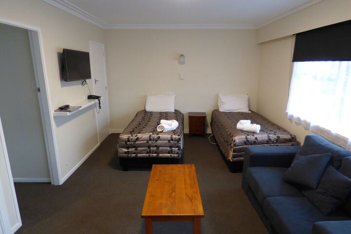 Room 19 of 40