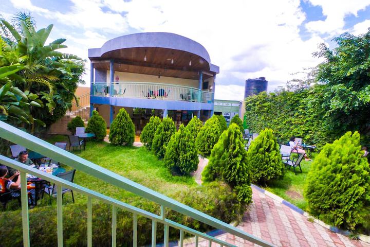 Pool 43 of 52