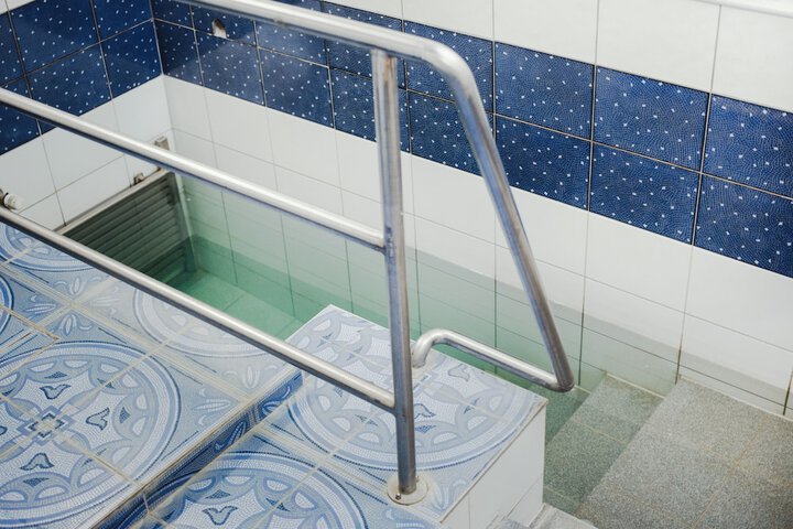 Pool 39 of 78