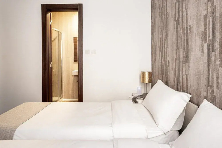Room 3 of 14
