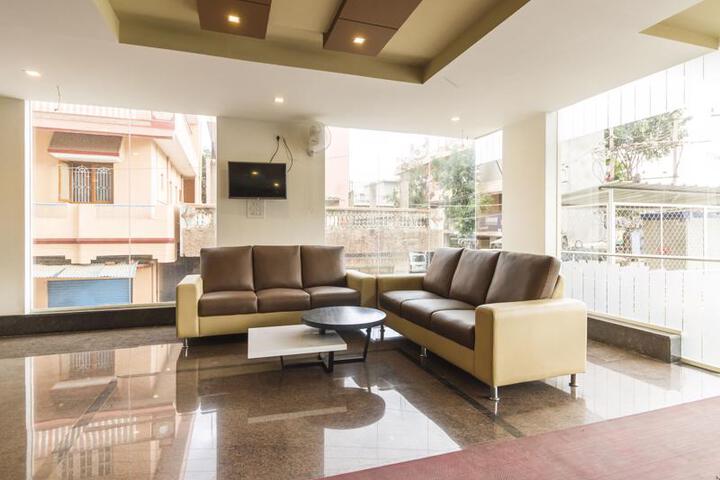 OYO ROOMS SKF FACTORY