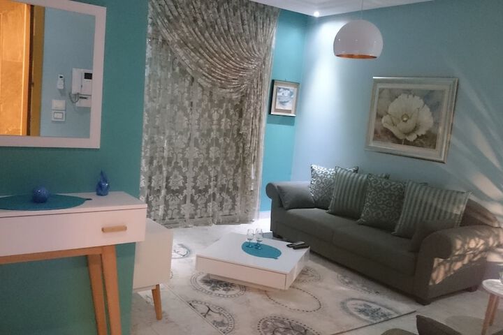 Room 11 of 14
