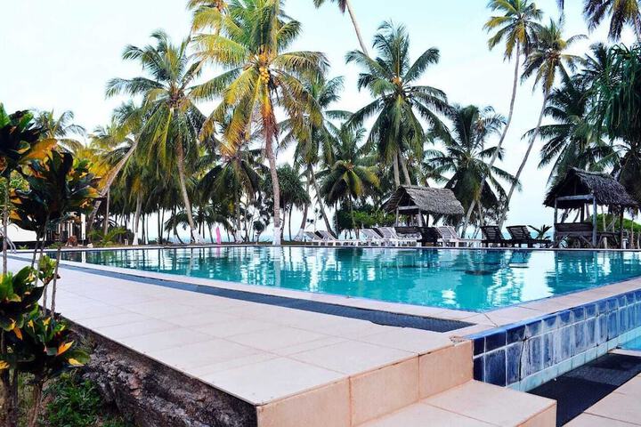 Pool 67 of 130