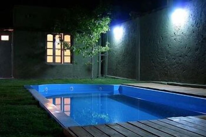 Pool 25 of 32