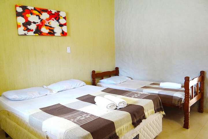 Room 9 of 28
