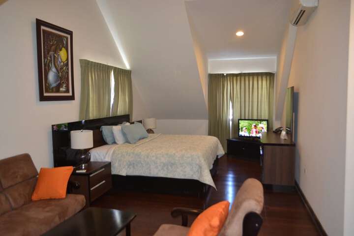 Room 22 of 37
