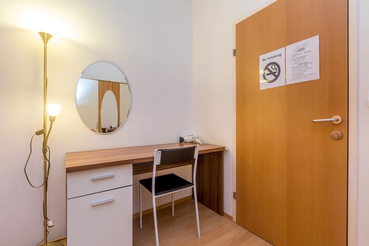 Room 26 of 29