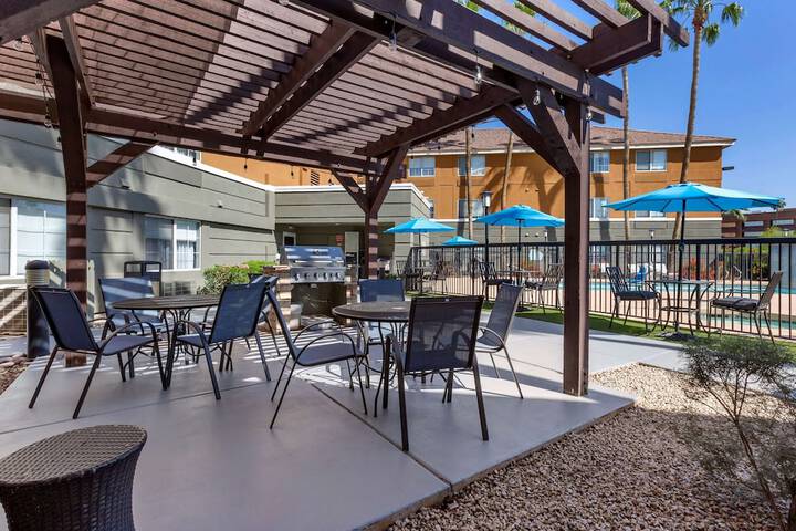 BBQ/picnic area