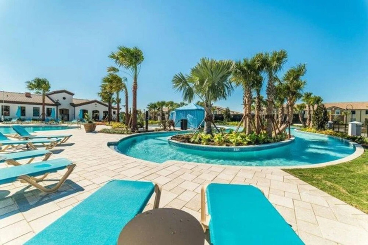Pool 16 of 22