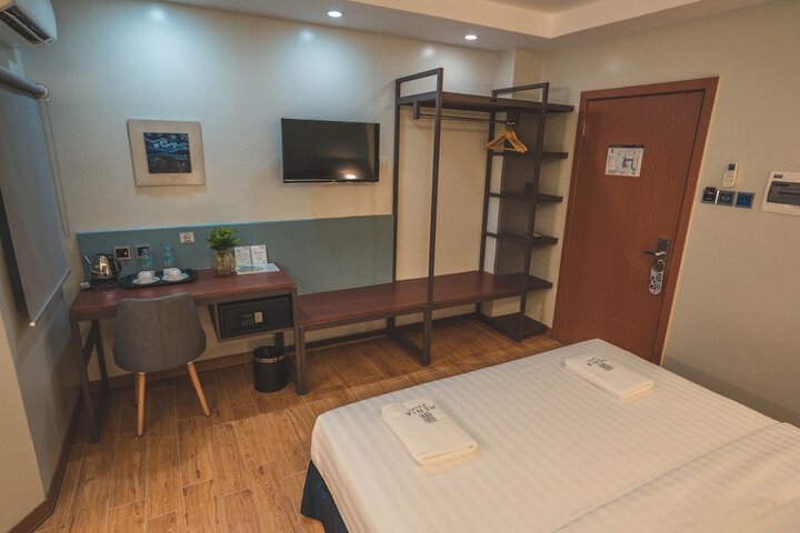 Room 33 of 55