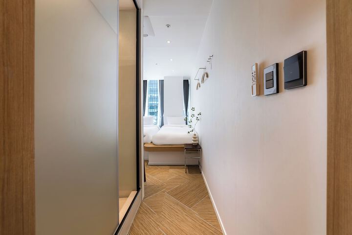 Room 42 of 130