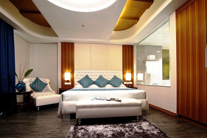 Room 20 of 62